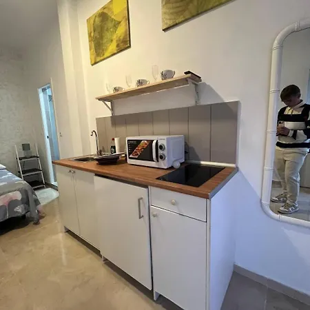 Local 5 Puerto Colon * Costa Adeje (Tenerife)